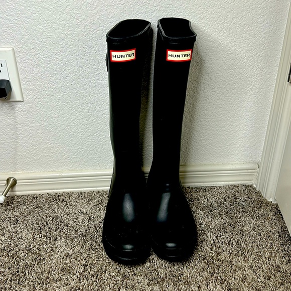 Hunter Boots - Picture 1 of 5
